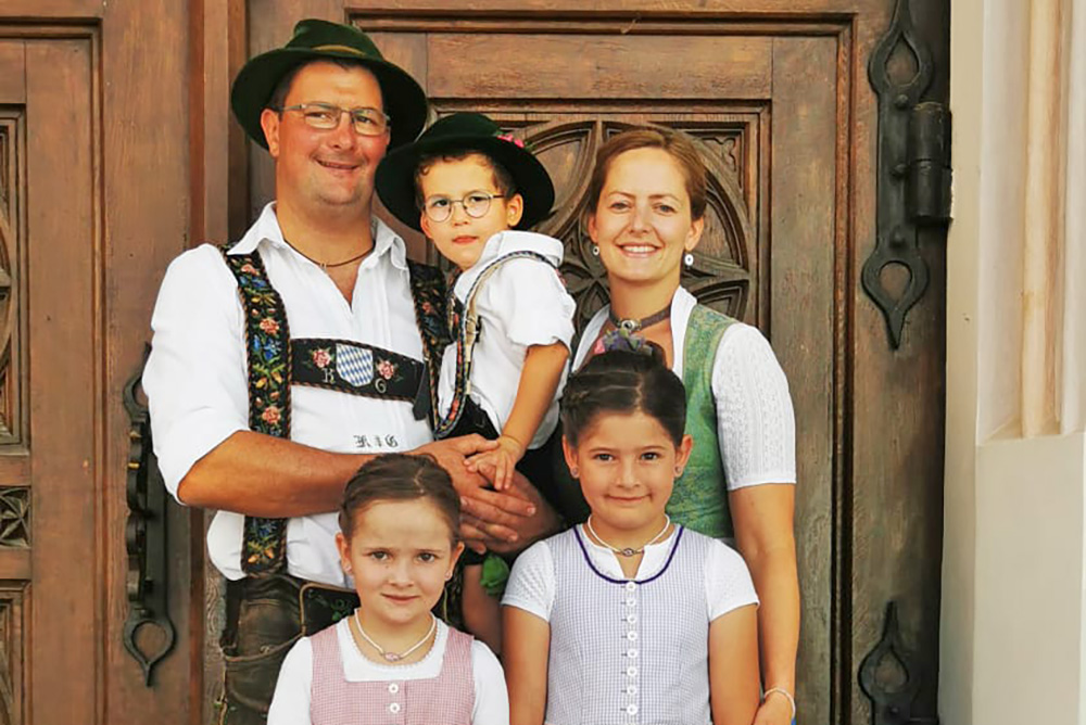 Haus-Sissi-Ferienwohnungen-in-Winkl-Familie-Gerg-ihre-Gastgeber